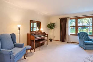 1610 Woodhaven Pl, Owatonna, MN 55060 - Photo 7