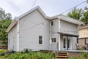 303 Page St W, Saint Paul, MN 55107 - Photo 29
