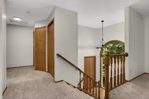 2064 Pin Oak Dr, Eagan, MN 55122 - Photo 19