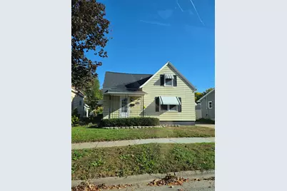 572 E Belleview Street, Winona, MN 55987 - Photo 1
