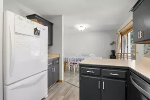 132 Stuart Dr, Jordan, MN 55352 - Photo 7
