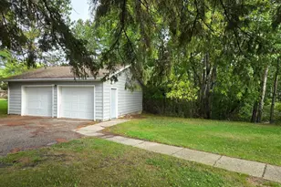 102 Shorewood Dr, International Falls, MN 56649 - Photo 15