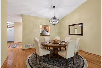370 Mendota Road W, West Saint Paul, MN 55118 - Photo 25