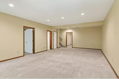 370 Mendota Road W, West Saint Paul, MN 55118 - Photo 41