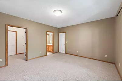 370 Mendota Road W, West Saint Paul, MN 55118 - Photo 45