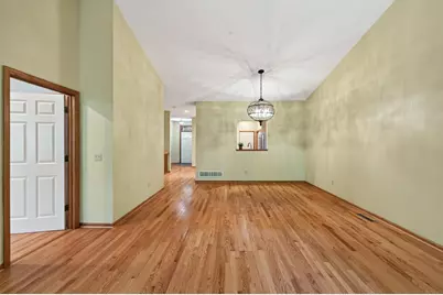 370 Mendota Road W, West Saint Paul, MN 55118 - Photo 29