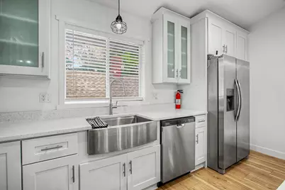 953 Wilson Avenue, Saint Paul, MN 55106 - Photo 5