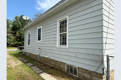 1009 5th Avenue NW, Austin, MN 55912 - Photo 5