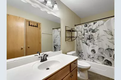 336 Gironde Court, Woodbury, MN 55125 - Photo 11