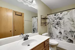 336 Gironde Ct, Woodbury, MN 55125 - Photo 11