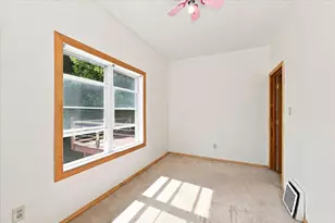 316 W Owatonna St, Duluth, MN 55803 - Photo 13
