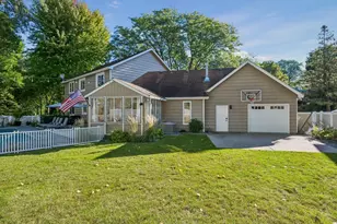 8722 Sandro Rd, Bloomington, MN 55438 - Photo 15