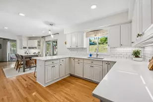 8722 Sandro Rd, Bloomington, MN 55438 - Photo 9