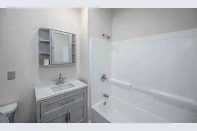 298 University Avenue W, Saint Paul, MN 55103 - Photo 25