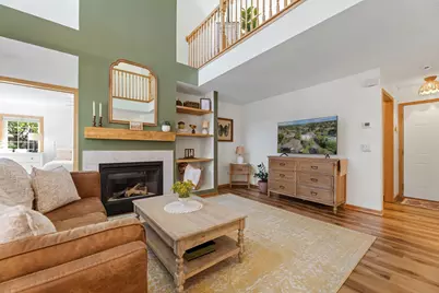 1812 Hunter Hill Road, Hudson, WI 54016 - Photo 5