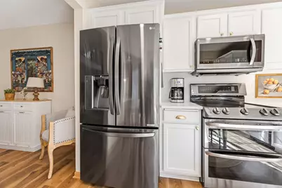 1812 Hunter Hill Road, Hudson, WI 54016 - Photo 9