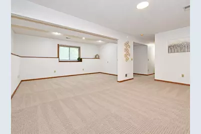 5506 Prospect Avenue, Saint Paul, MN 55110 - Photo 13