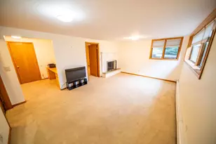 359 Riverview Heights Dr NE, Rochester, MN 55906 - Photo 21