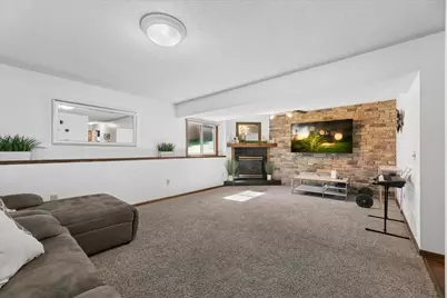 6242 Whispering Oaks Drive, Eden Prairie, MN 55346 - Photo 13