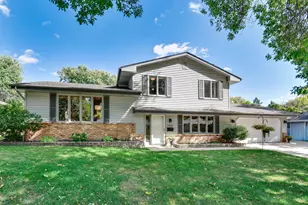 4632 Oregon Ave N, New Hope, MN 55428 - Photo 3