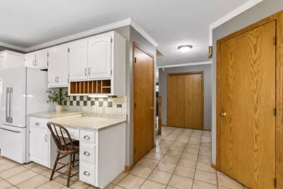 1745 1st Avenue SE, New Prague, MN 56071 - Photo 9