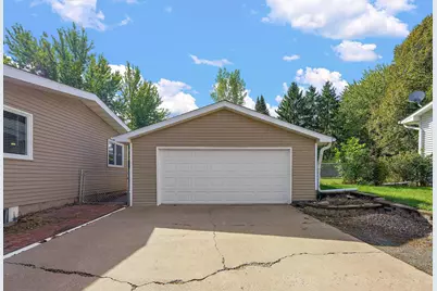 534 Derrick Drive, New Richmond, WI 54017 - Photo 35