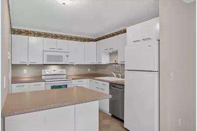 14358 Fairway Drive, Eden Prairie, MN 55344 - Photo 11