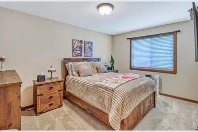 409 Oakway, Moorhead, MN 56560 - Photo 21