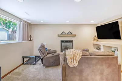 409 Oakway, Moorhead, MN 56560 - Photo 31