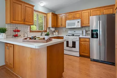 1928 Circle Drive NW, Sauk Rapids, MN 56379 - Photo 5
