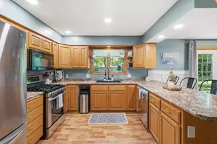 403 9th Ave SW, Wells, MN 56097 - Photo 21