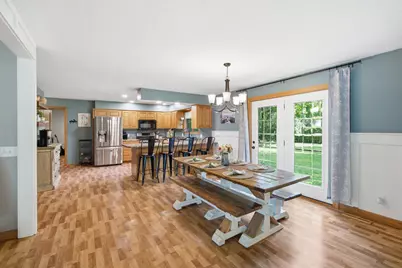 403 9th Avenue SW, Wells, MN 56097 - Photo 3