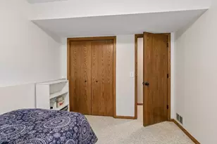 5855 W 140th St, Savage, MN 55378 - Photo 31