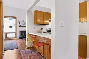 3008 Lake Shore Dr, Minneapolis, MN 55416 - Photo 5