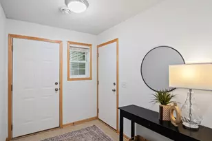 4980 Garland Ct N, Plymouth, MN 55446 - Photo 3
