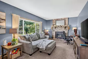 2347 Heath Ave N, Oakdale, MN 55128 - Photo 29