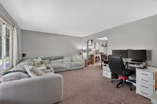 2347 Heath Ave N, Oakdale, MN 55128 - Photo 9
