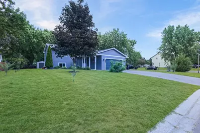 1239 Ruby Lane, Shakopee, MN 55379 - Photo 3