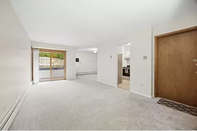 8242 Freemont Avenue S #B, Bloomington, MN 55420 - Photo 3