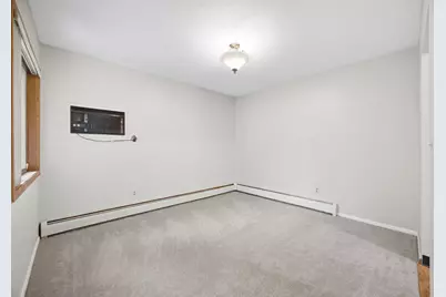 8242 Feemont Avenue S #B, Bloomington, MN 55420 - Photo 5