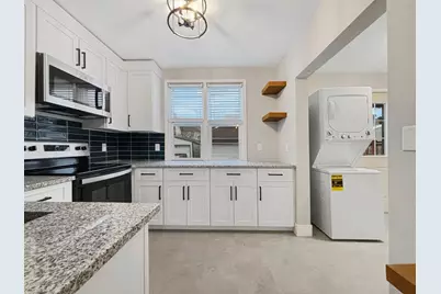 2725 Dupont Avenue S, Minneapolis, MN 55408 - Photo 41
