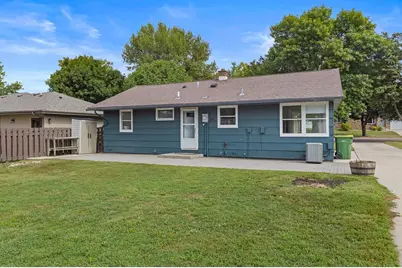 305 E 3rd Street, Minneota, MN 56264 - Photo 5