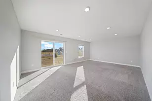 5124 Mustang Cir, Woodbury, MN 55129 - Photo 19