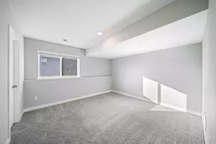 5124 Mustang Cir, Woodbury, MN 55129 - Photo 17