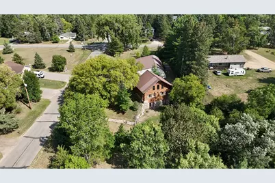 910 Pine Street, Park Rapids, MN 56470 - Photo 3