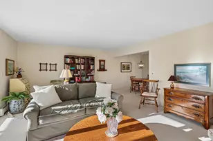 4370 Brookside Ct, Edina, MN 55436 - Photo 7