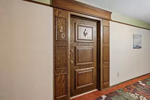 4370 Brookside Ct, Edina, MN 55436 - Photo 3