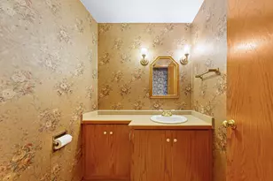 1949 Linn Dr, Owatonna, MN 55060 - Photo 35