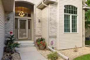 10162 Chestnut Cir N, Brooklyn Park, MN 55443 - Photo 43