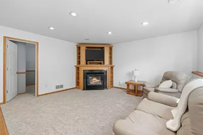 15642 Chasewood Court, Rosemount, MN 55068 - Photo 27